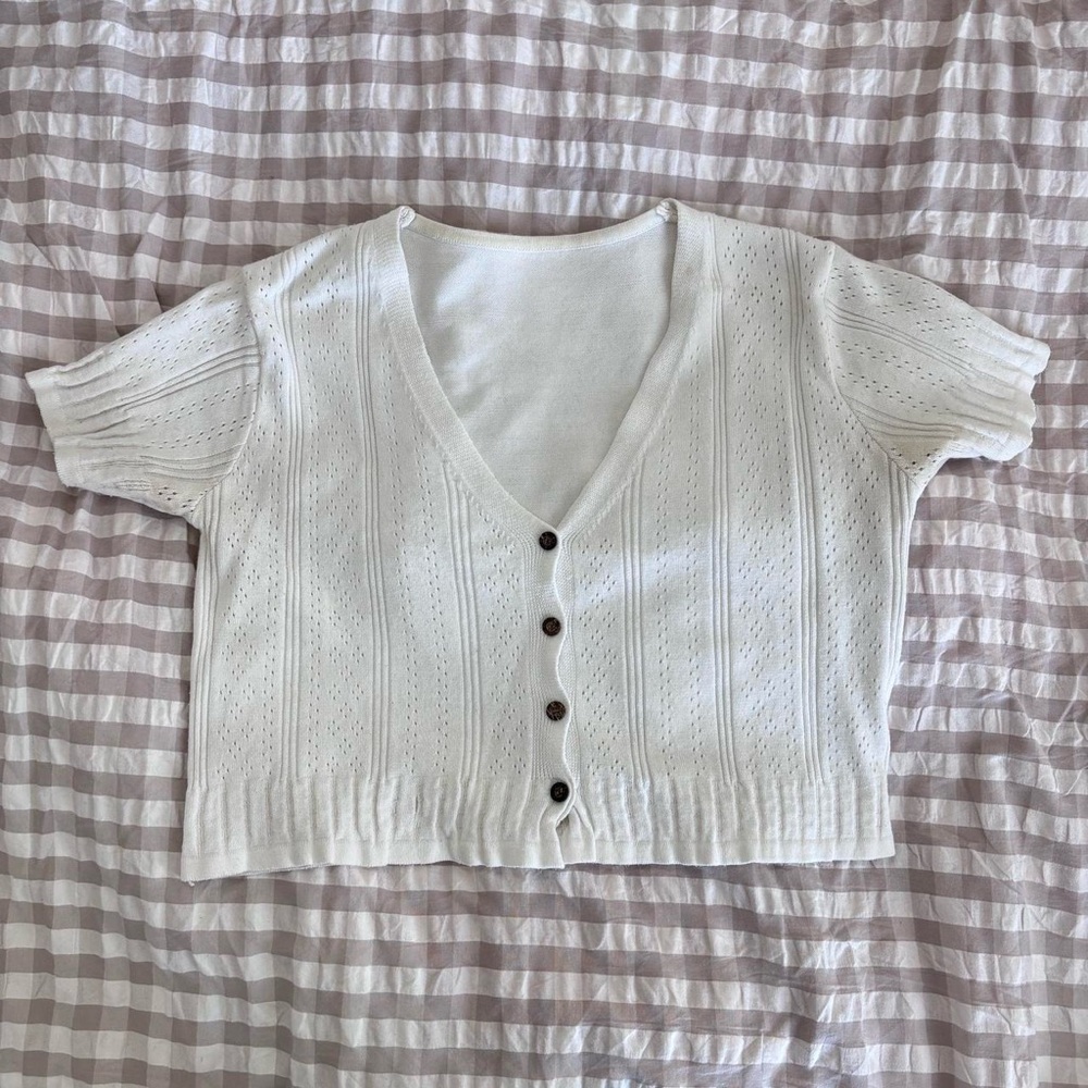 cropped white shirt
